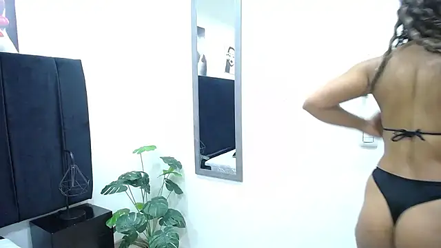 CamiilaReyes Live XXX Chat