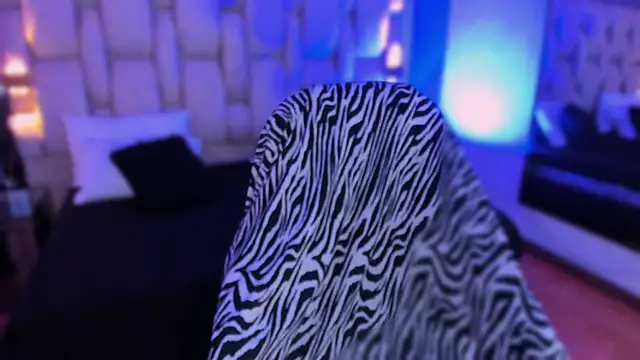 Онлайн чат XXX revenmiller_