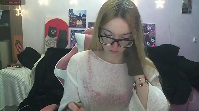 SecretSophia's Live XXX Chat