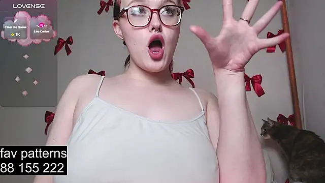 blissful_muse2's Live XXX Chat