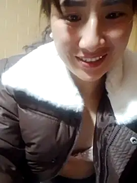 Belinda-686's Live XXX Chat