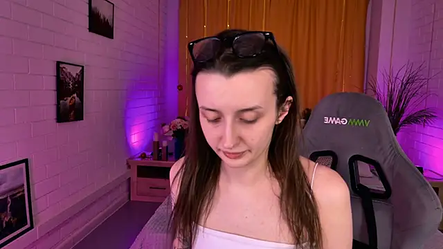 AliceLids' Live XXX Chat