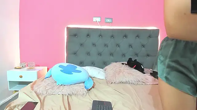 ariloe_quintero's Live XXX Chat