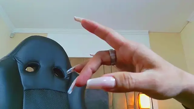 NICOL-JARAMILLO's Live XXX Chat