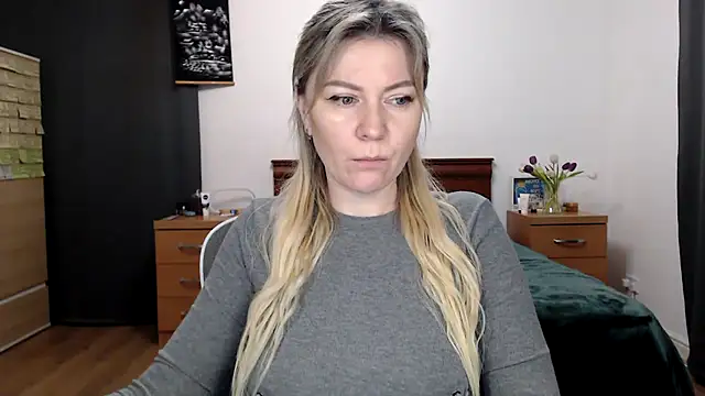 ParadiseAlina's Live XXX Chat