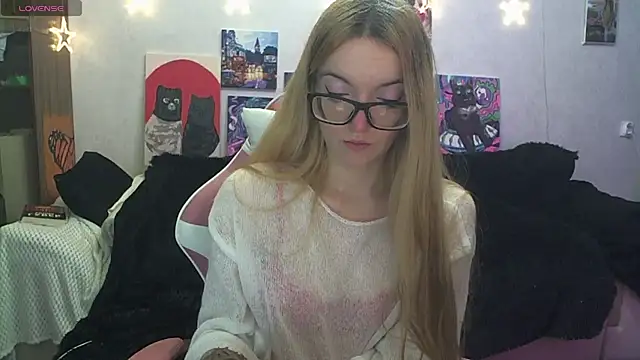 SecretSophia's Live XXX Chat