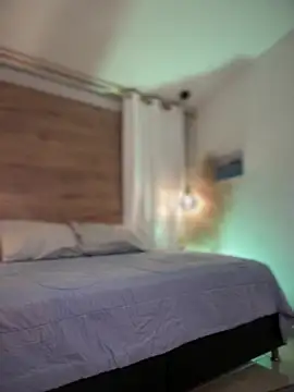 halaaa_1's Live XXX Chat