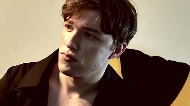 Онлайн чат XXX MarkShot_