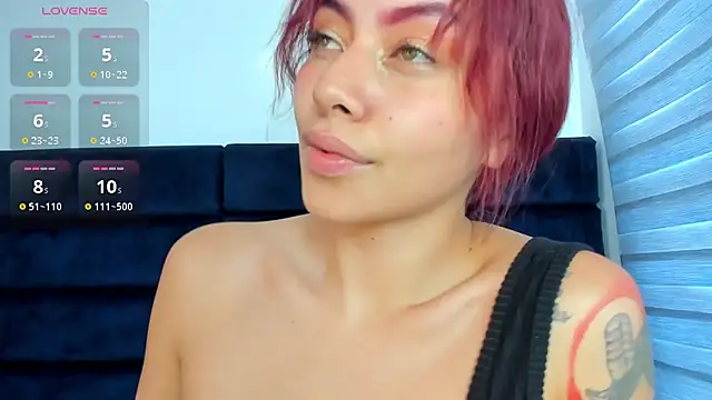 Czat XXX na żywo – melanie_roux__