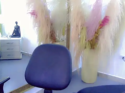 charlotte1_sweet's Webcam Show