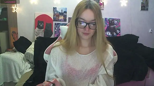 SecretSophia's Live XXX Chat