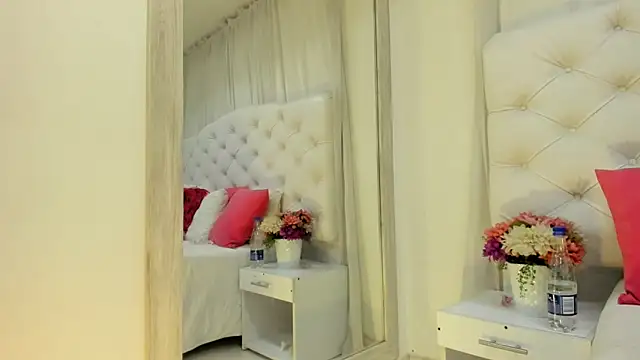 Онлайн чат XXX kamii_arias