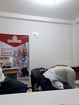 Emily-7_'s Live XXX Chat