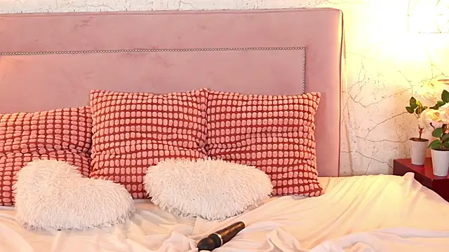 ChannelAngeless' Live XXX Chat