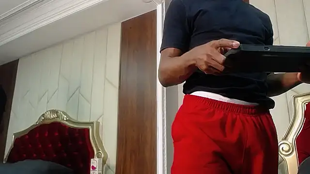 Chat XXX en directo de CharlesBrown_