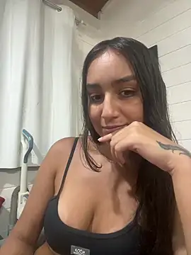 hannahchavess' Live XXX Chat