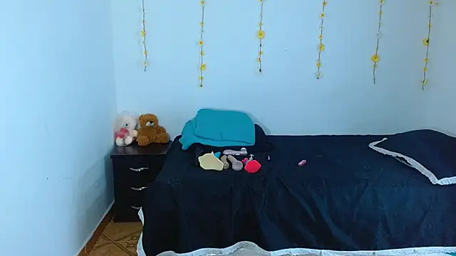 sajecrismaa's Live XXX Chat