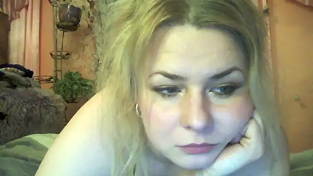 Chatroom XXX en direct de HollyxPretty