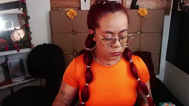 MIA__SPENCER's Live XXX Chat