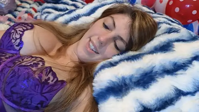 CelestialRuby's Live XXX Chat