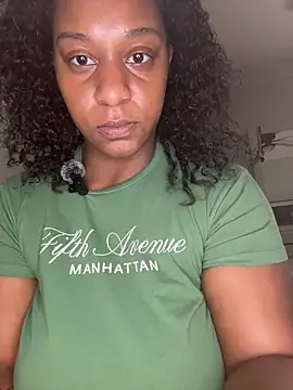 Chat XXX en directo de yaralucki