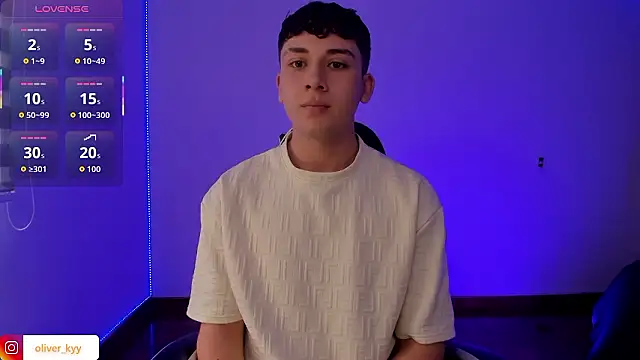 oliver_kyy's Live XXX Chat
