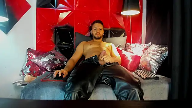 HARRY_RAMIREZ's Live XXX Chat