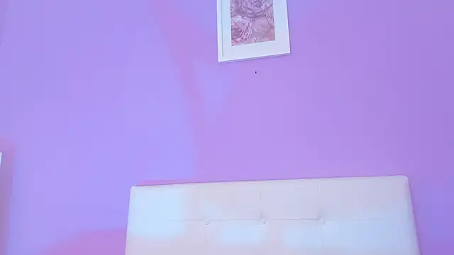 Charlotte11-11's Live XXX Chat