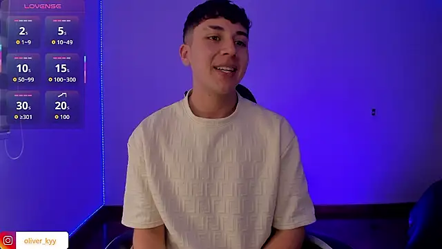 oliver_kyy's Live XXX Chat