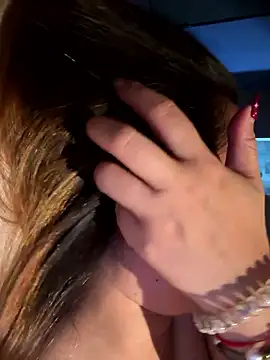 Ponthip Show in webcam