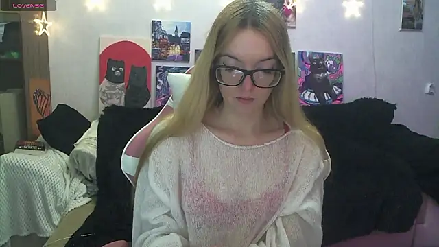 SecretSophia's Live XXX Chat