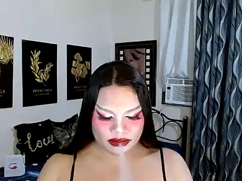 TSbrianaHugeCock Live XXX Chat