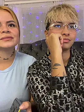 Ivana__RiveraのライブXXXチャット