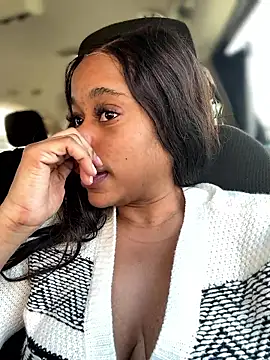 Tikalalin's Live XXX Chat