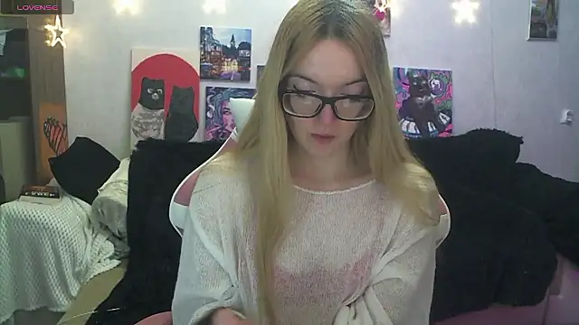 SecretSophia's Live XXX Chat