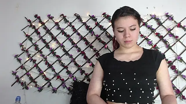 Pertunjukan Kamera Web Samantha_Wallker