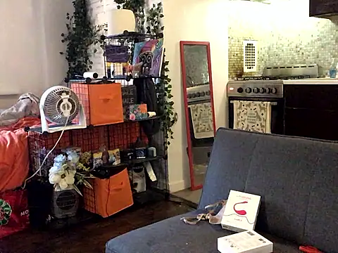 littyleesh1's Live XXX Chat