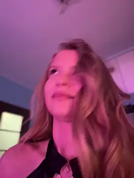 AnastasiaAniess' Live XXX Chat