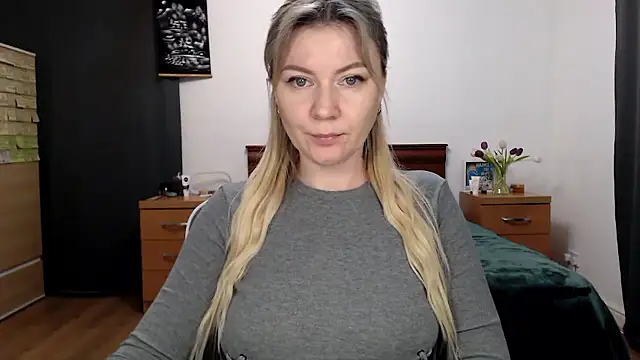 ParadiseAlina's Live XXX Chat