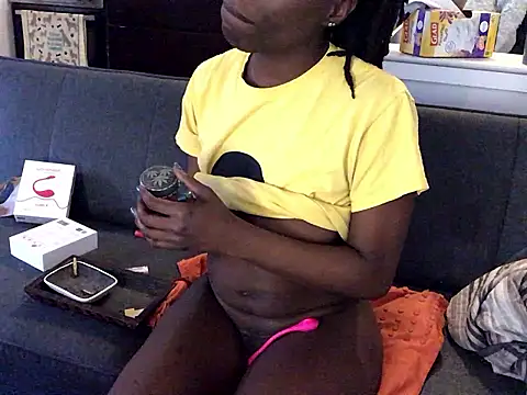 littyleesh1's Live XXX Chat