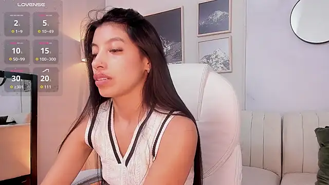 Tiffany_Low's Live XXX Chat