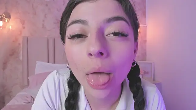 anntonella_watsonのライブXXXチャット