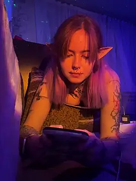 n1ghtcloud's Live XXX Chat