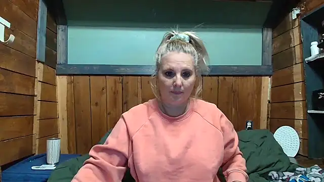 lisaxlovexxx's Webcam Show