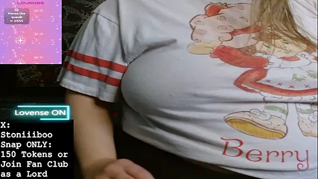 Stoniiiboo's Live XXX Chat