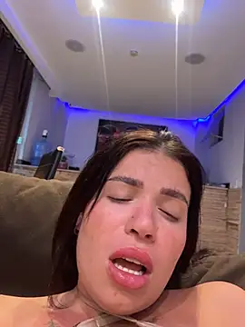 Rafaellaz: онлайн-секс-чат