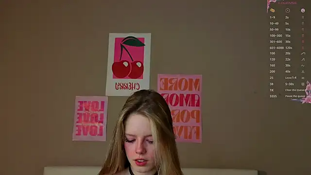 TiffinyMergist's Live XXX Chat