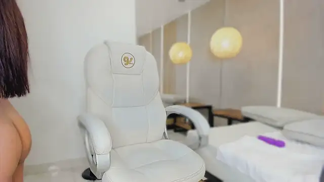 ariadna_oslen: онлайн-секс-чат