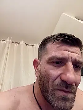 Alexdaniel89 现场XXX聊天