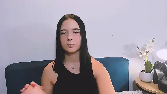 TaliaAdorable: онлайн-секс-чат